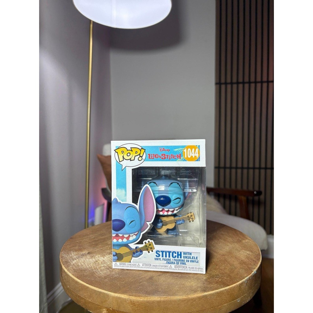 Funko Pop! - Lilo & Stitch #1044 - Stitch with Ukulele